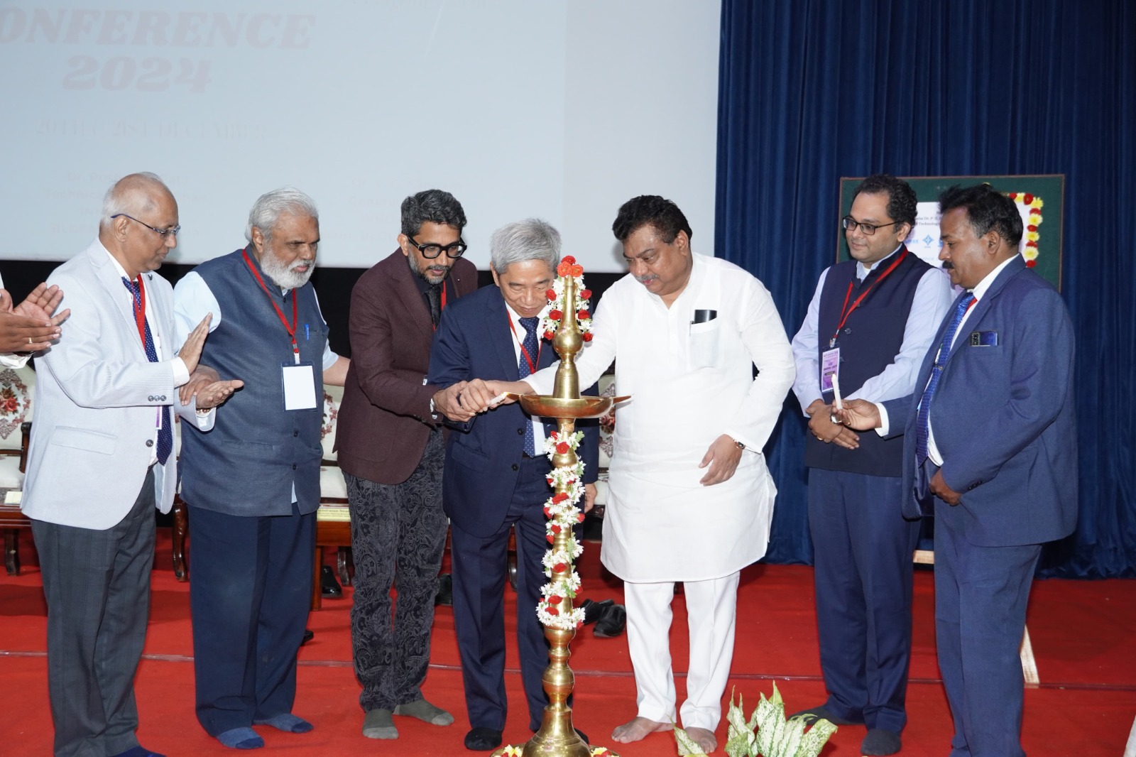IEEE ಅಂತರ್ ರಾಷ್ಟ್ರೀಯ ಸಮ್ಮೇಳನ