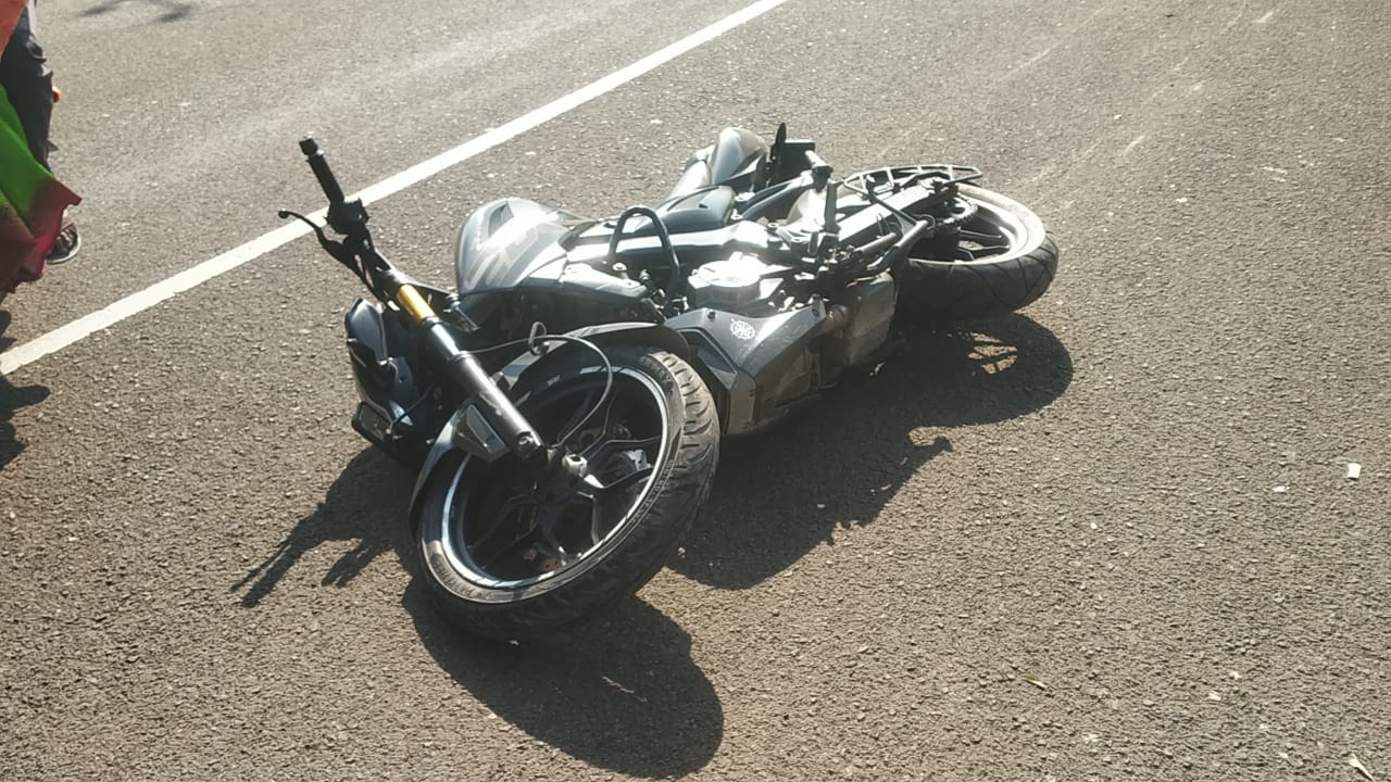 two-people-died-in-a-terrible-bike-accident-in-bhimateer