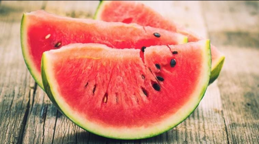 health-is-in-these-fruits-in-summer