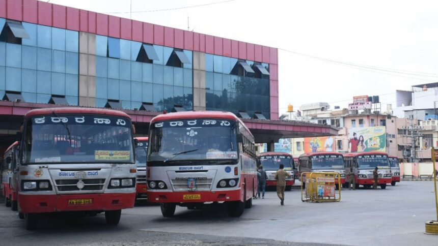 ದಸರಾ ಹಬ್ಬಕ್ಕೆ ‘KSRTC’ಯಿಂದ 2000ಕ್ಕೂ ಹೆಚ್ಚು ವಿಶೇಷ ಬಸ್ ಗಳ ವ್ಯವಸ್ಥೆ