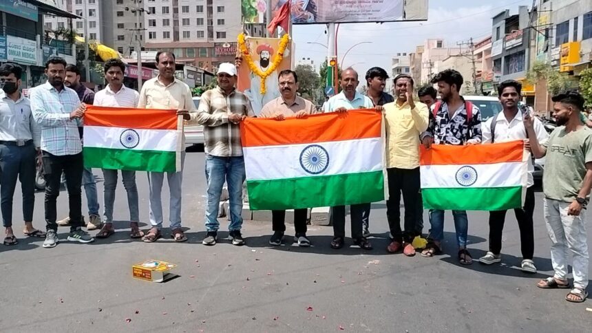 ನಮ್ಮ ಸೇನೆ ನಮ್ಮ ಹೆಮ್ಮೆ,:ಡಾಕ್ಟರ್ ಬಾಬುರಾಜೇಂದ್ರ ನಾಯಕ
