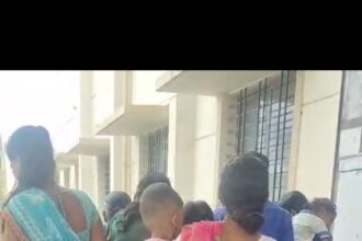 ವಿಜಯಪುರ ಜಿಲ್ಲಾಸ್ಪತ್ರೆಯ ಆವರಣದಲ್ಲಿ ಗರ್ಭಿಣಿಗೆ ಹೆರಿಗೆ